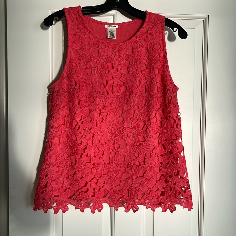 Ultra Pink sleeveless flower overlay top.
